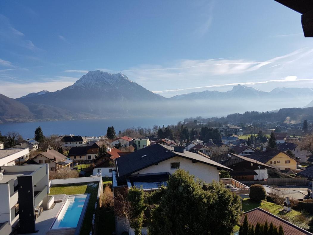 Dachwohnung Mit Seeblick Altmünster Esterno foto